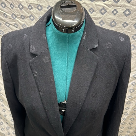 Loft Black on black floral blazer 12 NWT - Picture 4 of 5